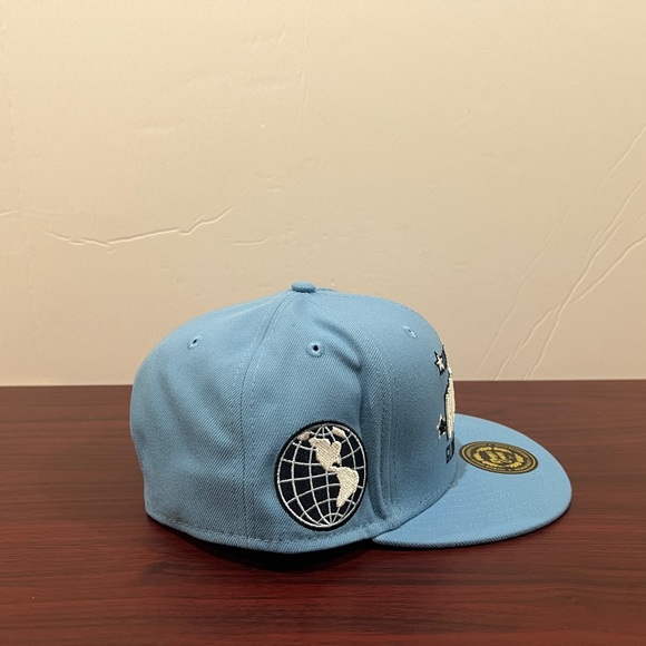 Rings & Crowns, Fitted Hat, Harlem Globetrotters - Picture 3 of 12